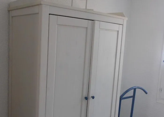 De Standing 200 M Nyaraló