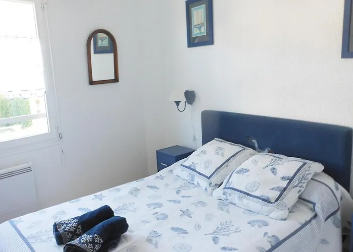 De Standing 200 M Nyaraló